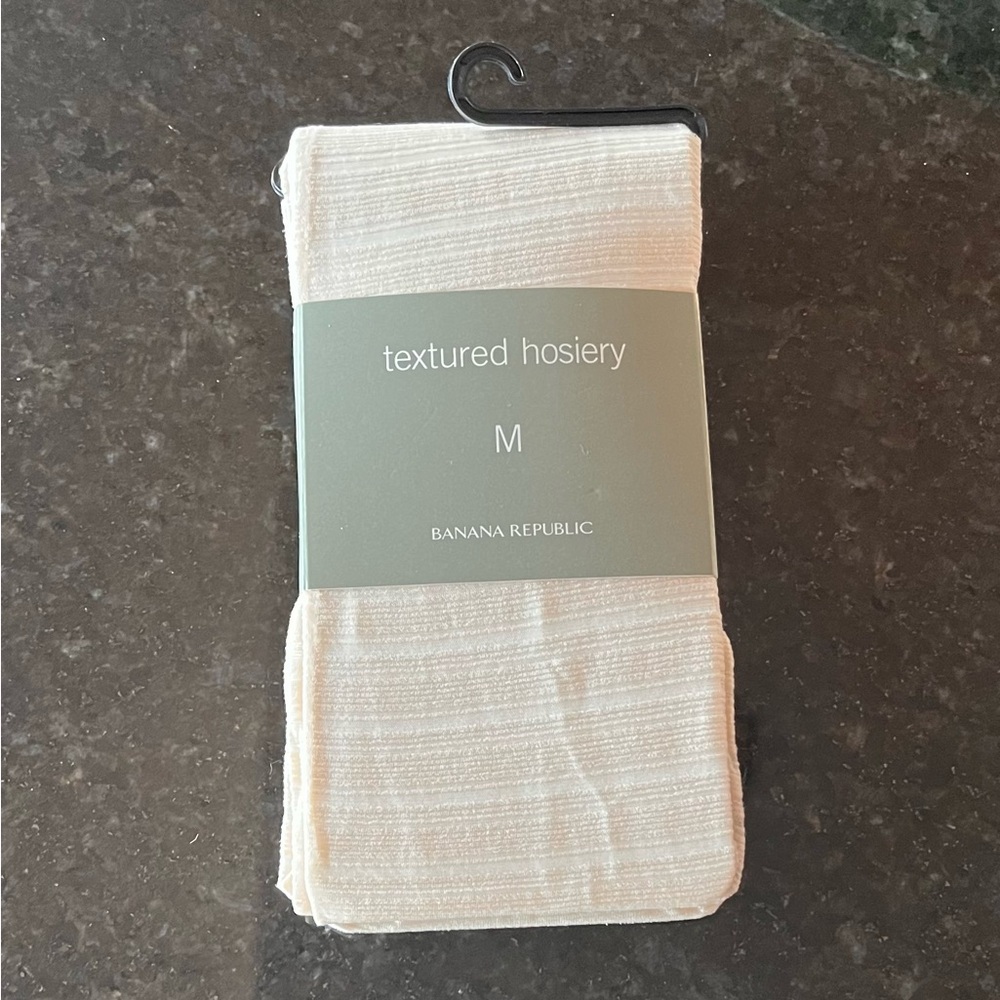 “Banana Republic” (early 2000’s) Sheer Cream Hosiery - Made in Italy- NWT 2/$15🤩
